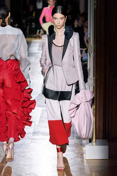 Look 22